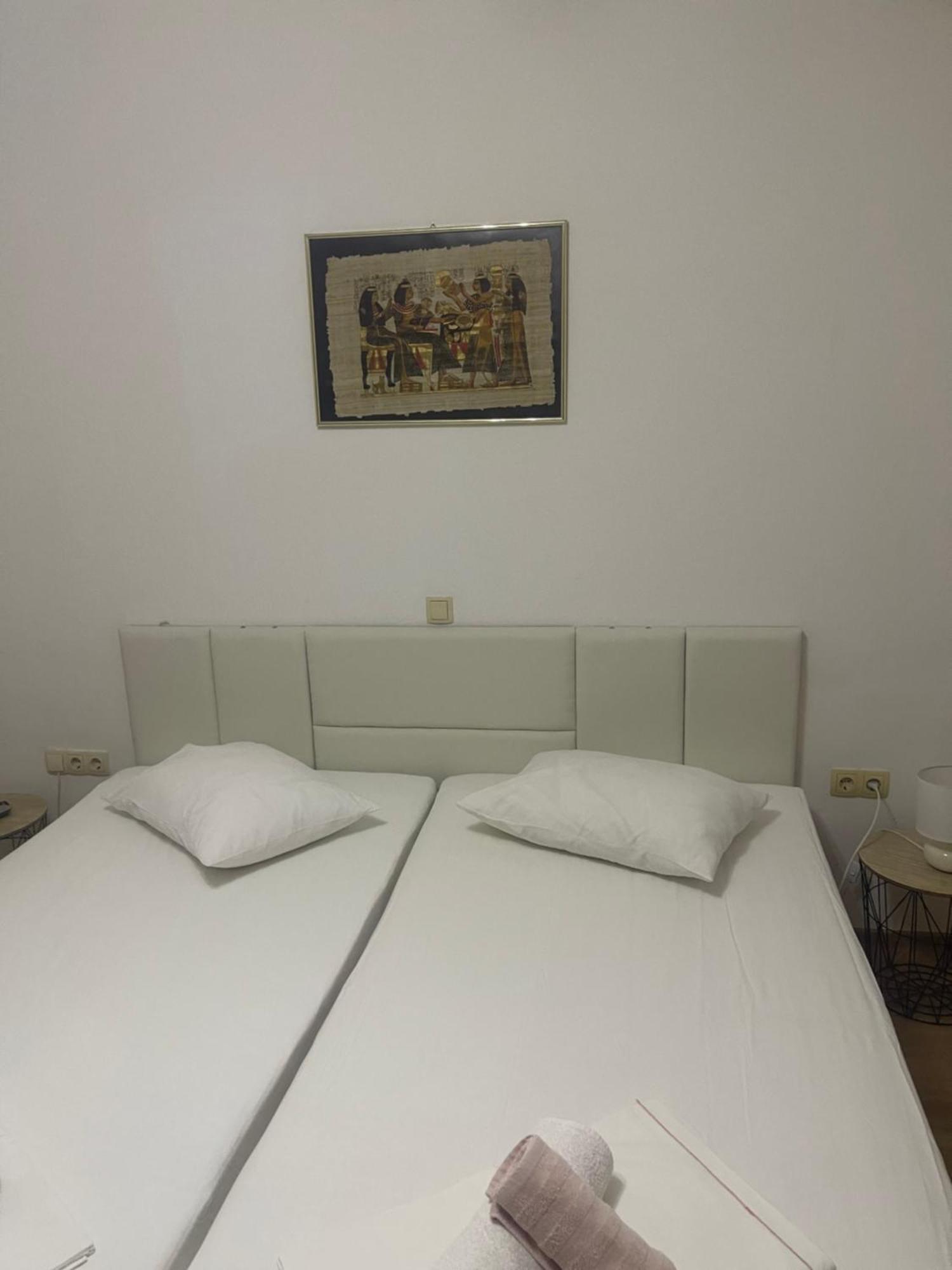 Apartments Ante Омиш Экстерьер фото