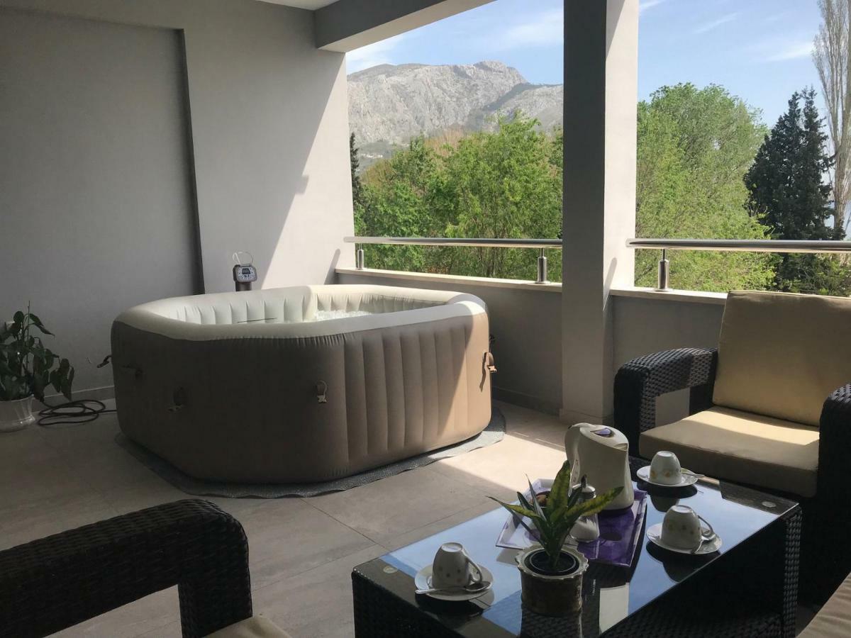 Apartments Ante Омиш Экстерьер фото